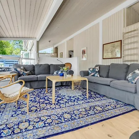 Gorgeous In Idestrup With Kitchen Holiday home Boto By