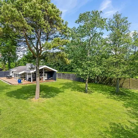 Gorgeous In Idestrup With Kitchen Holiday home Boto By